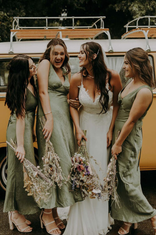 #TaniaOlsenBride Indyah wears the Yuggera TC370. Photo credit: The Love Collective NZ